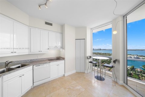 Copropriété à louer à Miami Beach, Floride: 1 chambre, 107.77 m2 № 2018626 - photo 5
