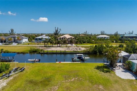 Land in Punta Gorda, Florida № 1379576 - photo 5