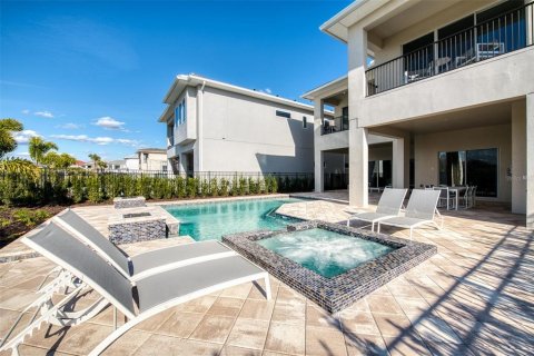 Casa en venta en Kissimmee, Florida, 8 dormitorios, 519.32 m2 № 1881082 - foto 14