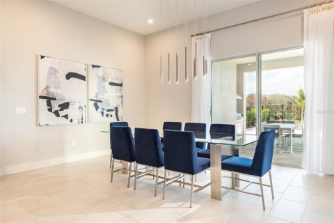 Casa en venta en Kissimmee, Florida, 8 dormitorios, 519.32 m2 № 1881082 - foto 8
