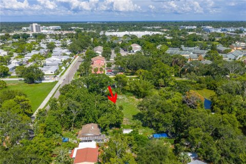 Terreno en venta en Saint Petersburg, Florida № 1901315 - foto 6