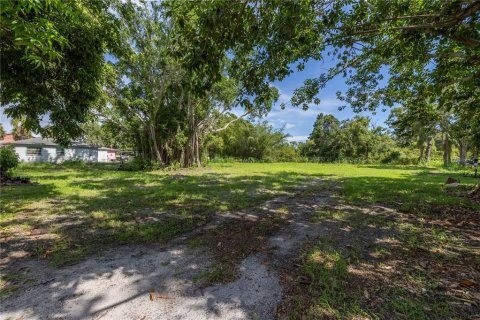 Terreno en venta en Saint Petersburg, Florida № 1901315 - foto 3