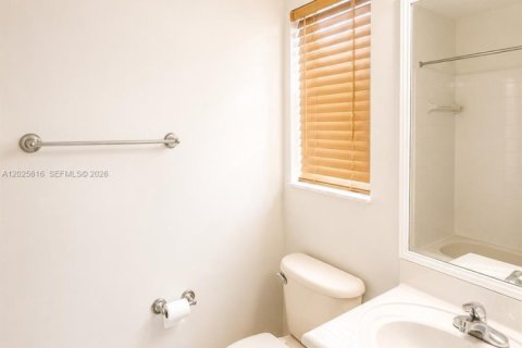 Casa en alquiler en Weston, Florida, 6 dormitorios, 285.3 m2 № 2088205 - foto 28
