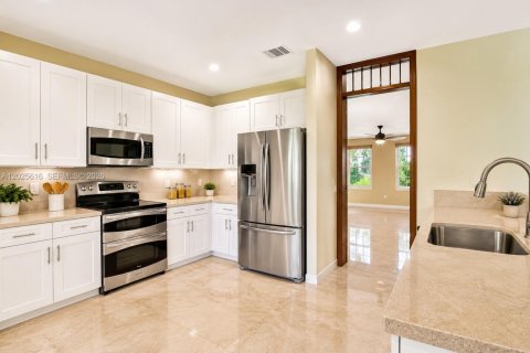 Casa en alquiler en Weston, Florida, 6 dormitorios, 285.3 m2 № 2088205 - foto 7