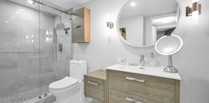 Condo in Aventura, Florida, 1 bedroom № 1874245