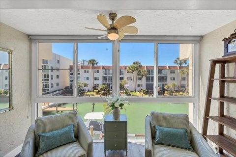 Copropriété à vendre à Venice, Floride: 2 chambres, 94.11 m2 № 2317248 - photo 3