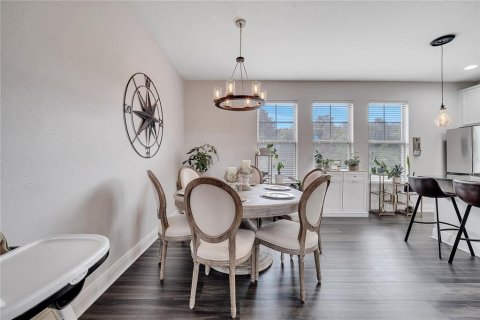 Townhouse in Orlando, Florida 4 bedrooms, 208.29 sq.m. № 1803456 - photo 20