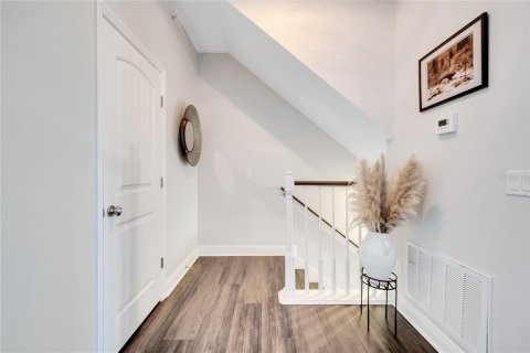Townhouse in Orlando, Florida 4 bedrooms, 208.29 sq.m. № 1803456 - photo 15