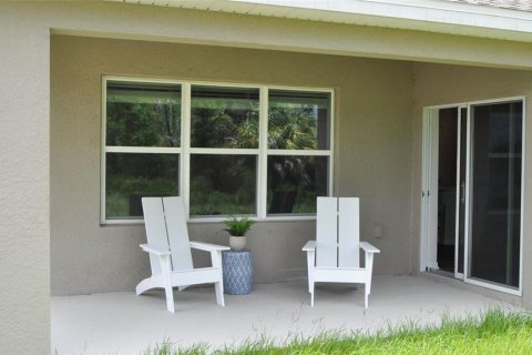 House in Parrish, Florida 4 bedrooms, 217.02 sq.m. № 2116429 - photo 10