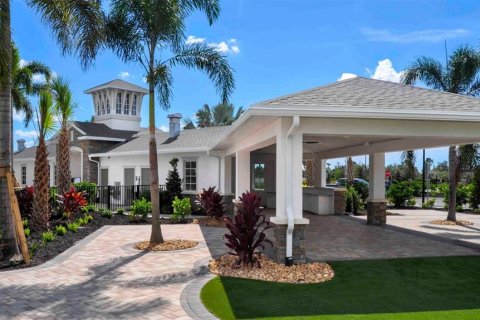 House in Parrish, Florida 4 bedrooms, 217.02 sq.m. № 2116429 - photo 17