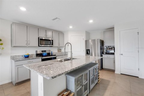 House in Palmetto, Florida 3 bedrooms, 189.8 sq.m. № 1516025 - photo 16