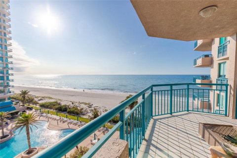 Copropriété à vendre à Clearwater, Floride: 2 chambres, 127.93 m2 № 1535919 - photo 1