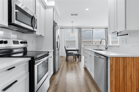 Adosado en venta en Tampa, Florida, 3 dormitorios, 134.62 m2 № 1838380 - foto 15