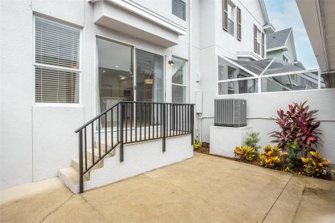 Adosado en venta en Tampa, Florida, 3 dormitorios, 134.62 m2 № 1838380 - foto 30