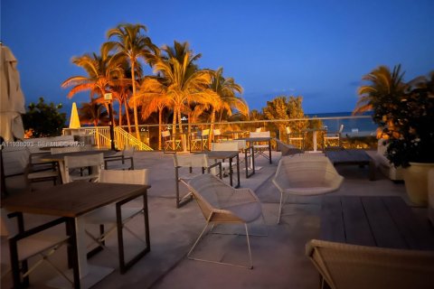 Купить кондоминиум в Майами-Бич, Флорида 2 спальни, 114.27м2, № 1995779 - фото 6