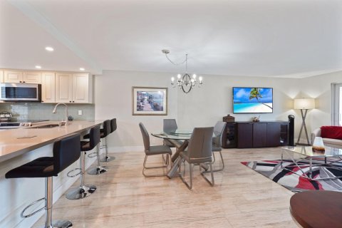 Copropriété à vendre à Dania Beach, Floride: 2 chambres, 110.55 m2 № 2402035 - photo 6