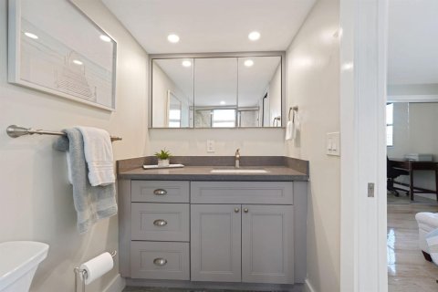Copropriété à vendre à Dania Beach, Floride: 2 chambres, 110.55 m2 № 2402035 - photo 19