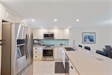 Copropriété à vendre à Dania Beach, Floride: 2 chambres, 110.55 m2 № 2402035 - photo 3