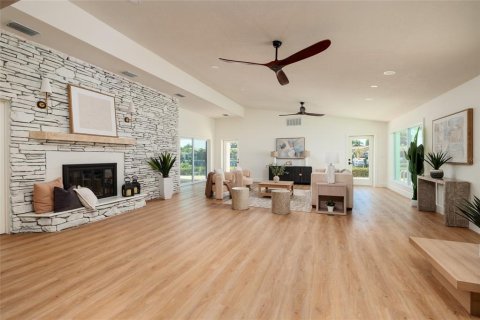 Villa ou maison à vendre à Saint Petersburg, Floride: 5 chambres, 403.57 m2 № 2137380 - photo 16