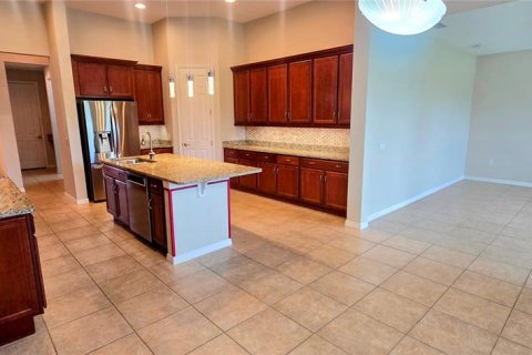 Touwnhouse à louer à Poinciana, Floride: 3 chambres, 256.5 m2 № 2414881 - photo 15