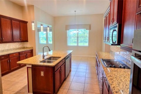 Touwnhouse à louer à Poinciana, Floride: 3 chambres, 256.5 m2 № 2414881 - photo 9