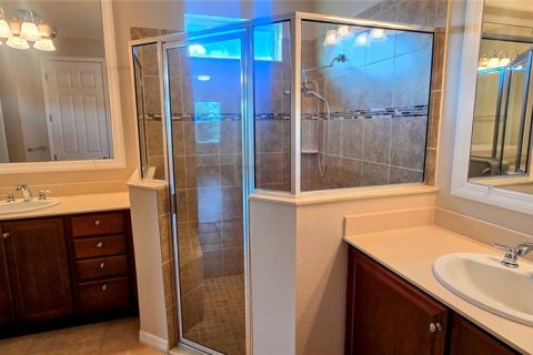Touwnhouse à louer à Poinciana, Floride: 3 chambres, 256.5 m2 № 2414881 - photo 19