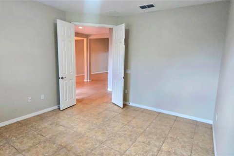 Touwnhouse à louer à Poinciana, Floride: 3 chambres, 256.5 m2 № 2414881 - photo 26