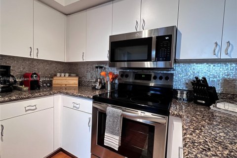 Copropriété à louer à Aventura, Floride: 2 chambres, 109.62 m2 № 1729447 - photo 23
