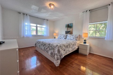 Copropriété à louer à Aventura, Floride: 2 chambres, 109.62 m2 № 1729447 - photo 13