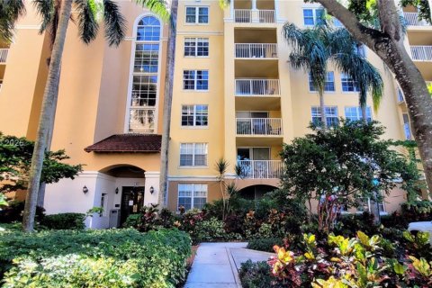Condo in Aventura, Florida, 2 bedrooms  № 1954068 - photo 27