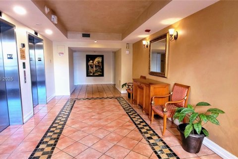 Condo in Aventura, Florida, 2 bedrooms  № 1954068 - photo 28