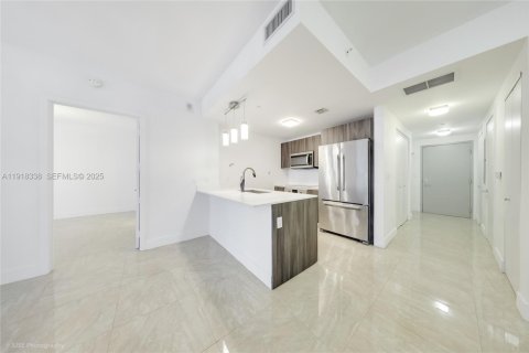 Copropriété à louer à Miami, Floride: 1 chambre, 69.21 m2 № 1985872 - photo 6