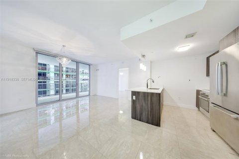 Copropriété à louer à Miami, Floride: 1 chambre, 69.21 m2 № 1985872 - photo 7