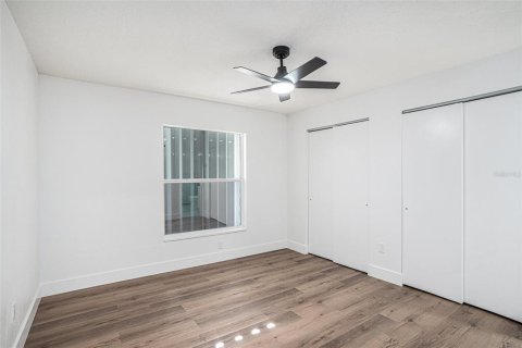 Casa en venta en Brandon, Florida, 3 dormitorios, 142.98 m2 № 1914605 - foto 10