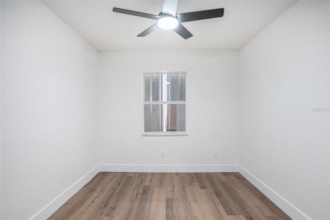 Casa en venta en Brandon, Florida, 3 dormitorios, 142.98 m2 № 1914605 - foto 13