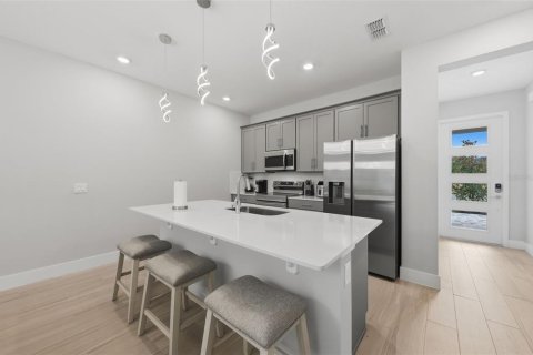 Touwnhouse à vendre à Kissimmee, Floride: 3 chambres, 158.68 m2 № 2235503 - photo 9