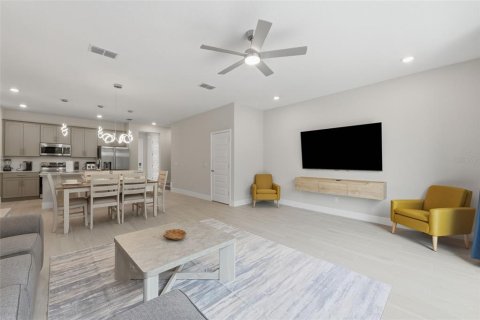 Touwnhouse à vendre à Kissimmee, Floride: 3 chambres, 158.68 m2 № 2235503 - photo 5