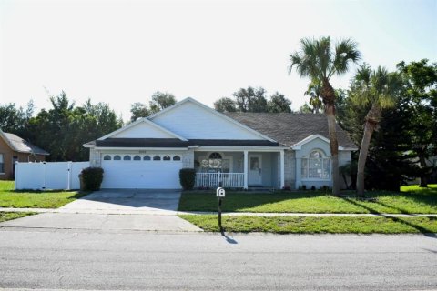 Casa en alquiler en Clermont, Florida, 5 dormitorios, 159.14 m2 № 1782689 - foto 1