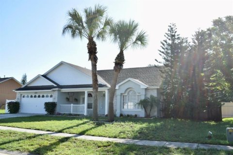 Casa en alquiler en Clermont, Florida, 5 dormitorios, 159.14 m2 № 1782689 - foto 2