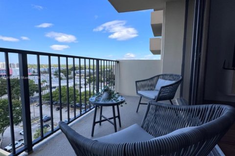 Condo in North Miami, Florida, 1 bedroom  № 1971136 - photo 10