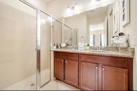 Adosado en venta en Davenport, Florida, 4 dormitorios, 182.09 m2 № 2195328 - foto 14