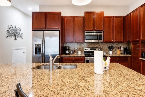 Adosado en venta en Davenport, Florida, 4 dormitorios, 182.09 m2 № 2195328 - foto 4