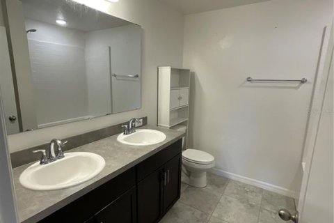 Casa en alquiler en Newberry, Florida, 5 dormitorios, 246.75 m2 № 1873231 - foto 19