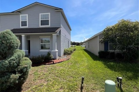 Casa en alquiler en Newberry, Florida, 5 dormitorios, 246.75 m2 № 1873231 - foto 3
