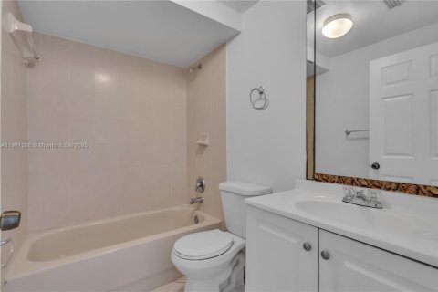 Adosado en alquiler en Homestead, Florida, 4 dormitorios, 170.66 m2 № 2015089 - foto 24