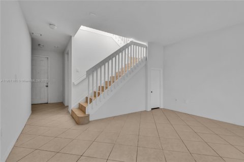 Adosado en alquiler en Homestead, Florida, 4 dormitorios, 170.66 m2 № 2015089 - foto 13