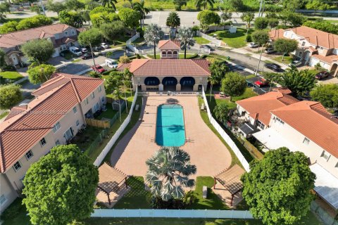 Adosado en alquiler en Homestead, Florida, 4 dormitorios, 170.66 m2 № 2015089 - foto 6