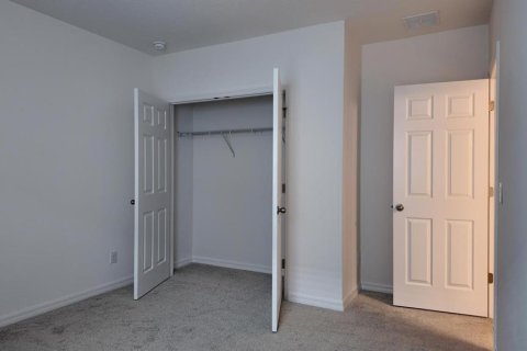 Villa ou maison à louer à Haines City, Floride: 4 chambres, 179.77 m2 № 2337481 - photo 6