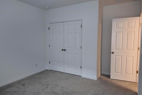 Villa ou maison à louer à Haines City, Floride: 4 chambres, 179.77 m2 № 2337481 - photo 5