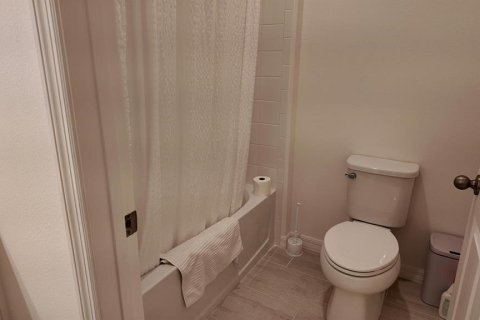 Villa ou maison à louer à Haines City, Floride: 4 chambres, 179.77 m2 № 2337481 - photo 8
